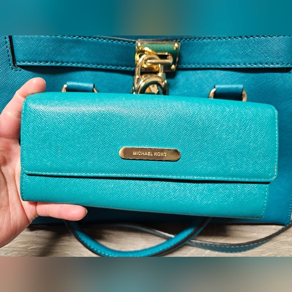 Mk bag with matching wallet - Picture 7 of 14